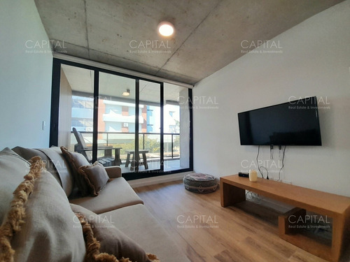 Apartamento De Un Dormitorio En Punta Del Este, Playa Mansa En Alquiler Anual 