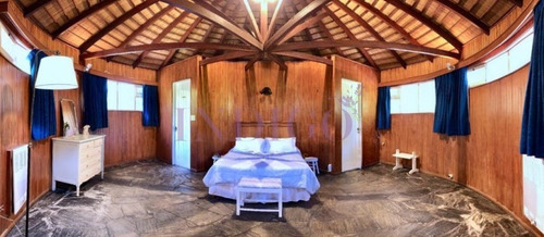 Alquiler En Paradas, Muy Buena Casa En El Mejor Punto De Punta Del Este.- Ref: 250