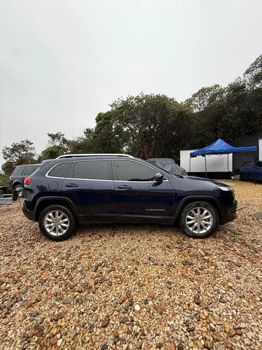 Jeep Cherokee 3.2 Longitude