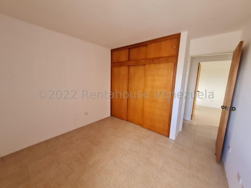 Imagen 30 de 30 de Apartamentos En Venta En Zona Este Barquisimeto , Lara 22-17186 Romer Gonzalez Asesor Inmobiliario Renta House