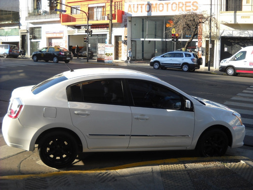 Imagen 2 de 20 de Nissan Sentra 2,0 N Acenta Mt 2011 Blanco