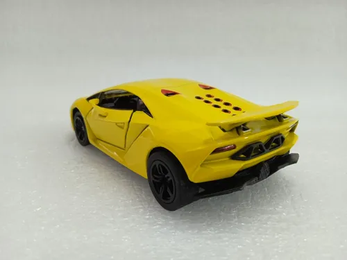 Lamborghini Sesto Elemento. Escala 1:38 Kinsmart. 12,7cm. Am