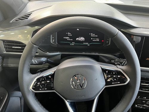 Imagen 14 de 25 de Nueva Volkswagen Taos Highline 250tsi At 2023 0km Autotag Vw