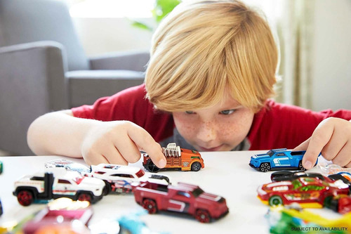 Hot Wheels Set De 3 Autos A Escala