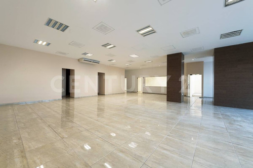 Edificio En Venta En Monterrey, Nuevo Leon