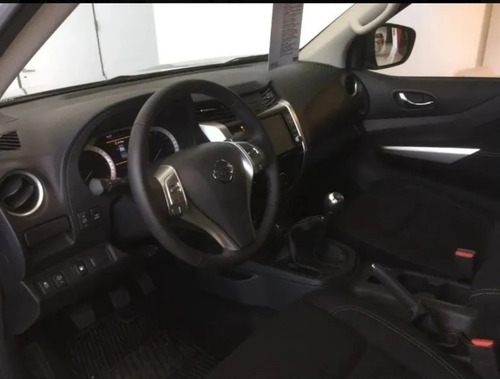 Nissan Frontier Xe 4x4 Mt