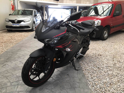 Yamaha R3 Yzf