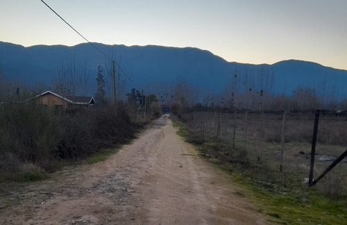 En Venta Terreno Plano De 5000 M2 Con Luz Y Agua En Coltauco