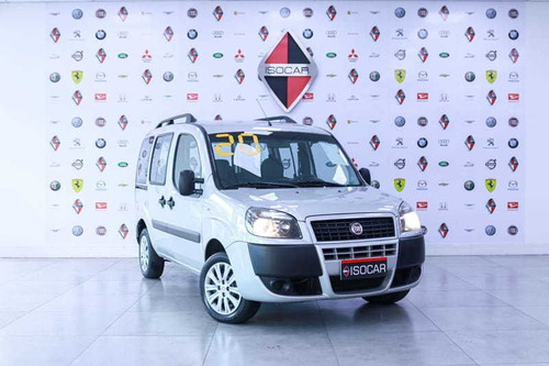 Imagem 2 de 9 de Fiat Doblo Essence 7l E