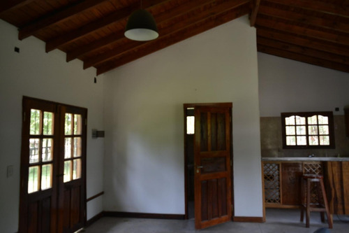 Imagen 5 de 30 de Venta De Hermoso Complejo De Cabañas Con Galpón En Guernica