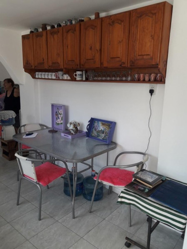 Imagen 6 de 19 de Casa 3 Ambientes Castelar - Moron