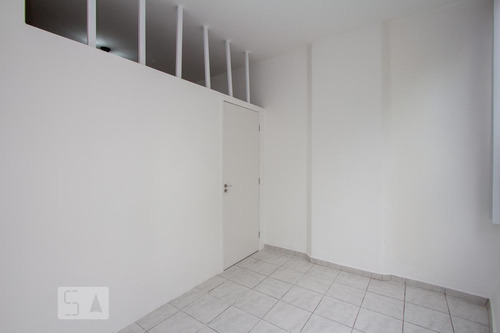 Apartamento Para Aluguel - Centro, 1 Quarto, 38 - 892962887