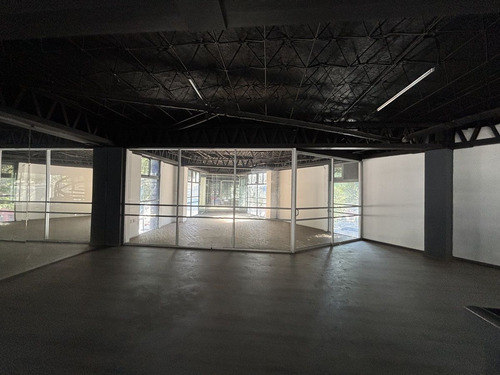 Edificio En Venta, Tres Frentes, En Vértiz Narvarte