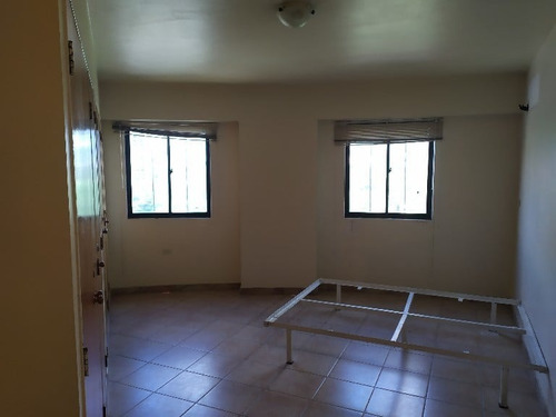 Imagen 6 de 13 de Apartamento En Res. Caril, Lema-617