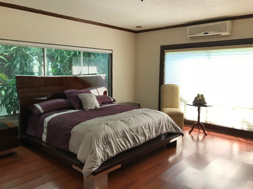 Imagen 6 de 30 de Hermosa Casa Con Excelente Ubicacion Y Acabados De Lujo