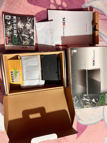 Nintendo 3ds Old Edición Metal Gear Solid Negro (Usado)