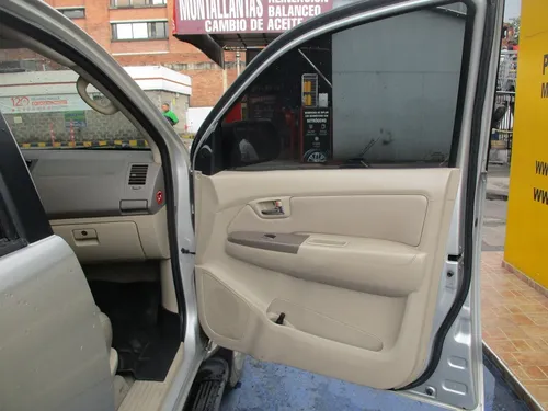 Toyota Fortuner Sr5 4x4 4000cc At Aa