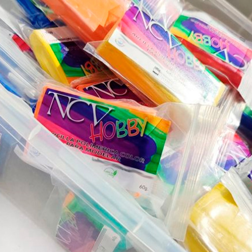 Kit X3 Arcilla Polimérica De Colores Ncv Y Set Repujadores