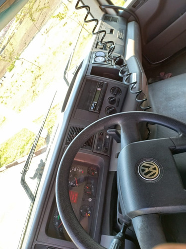 Imagem 10 de 15 de Volkswagen 19 320 Chassi