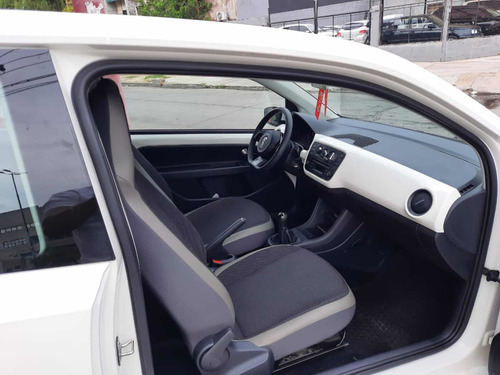 Volkswagen Up! 2017 1.0 High Up! 75cv 3 P