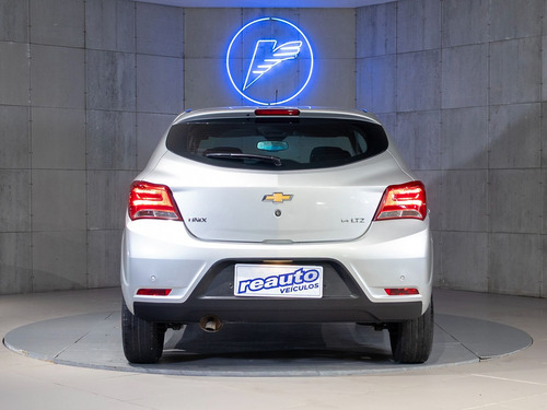 Chevrolet Onix HATCH LTZ 1.4 8V FlexPower 5p Mec.