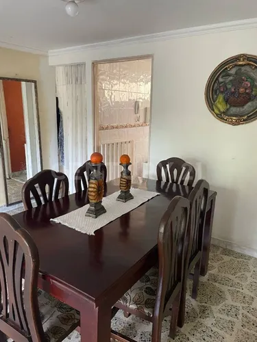 Se Vende Apartamento En Los Colores, Excelente Ubicación.