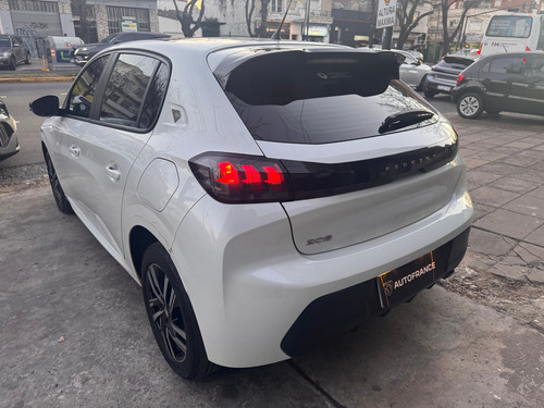 Peugeot 208 1.6 Road Trip Tiptronic