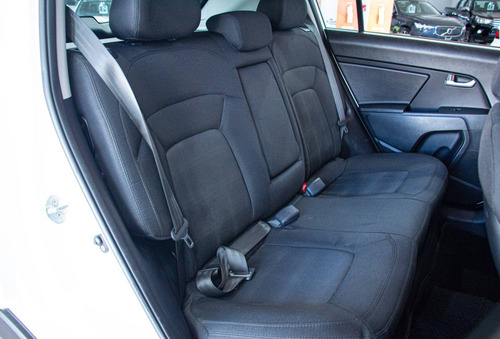 Imagem 8 de 15 de Kia Sportage 2.0 Lx 4x2 16v Flex 4p Automático