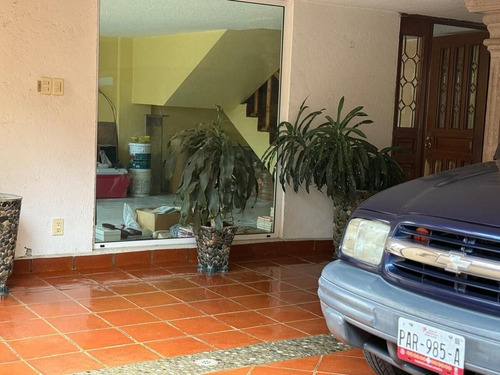 Casa En Venta En Lomas De Tecamachalco
