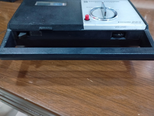 Gravador De Cassette National Panasonic Rq-2235 (Usado)