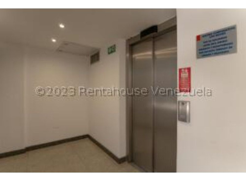 Imagen 18 de 30 de #23-28704 Hermoso Edificio Para Uso Comercial O De Empresa, En Los Ruices