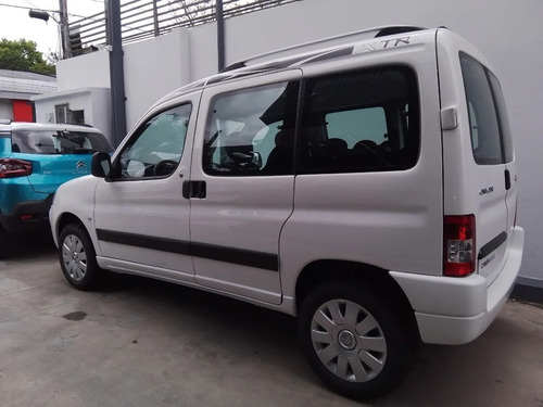 Imagen 20 de 25 de Citroën Berlingo Furgón Asientos 2023 Tomo Usado Agencia L-