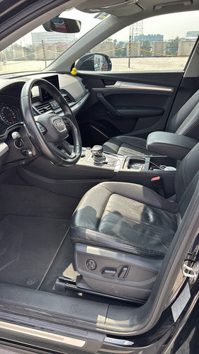 Audi Q5 2.0 L T Dynamic Dsg