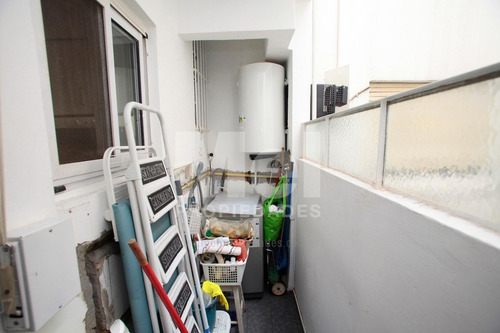4 Ambientes Al Frente Con Balcon