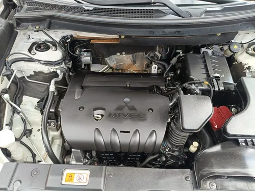Mitsubishi Outlander Kaiteki 2.4 Full 4x4 At 7 Psj 2020