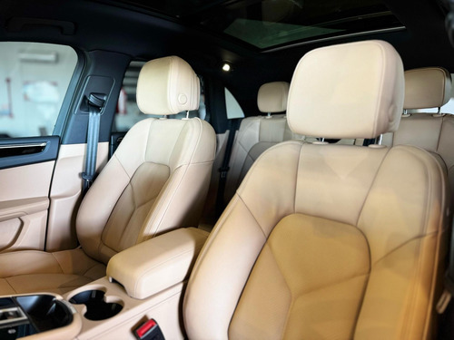Porsche Macan 2.0 Turbo