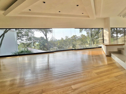Vendo Casa Minimalista De Holgada Amplitud Colindando A Reserva Ecologica
