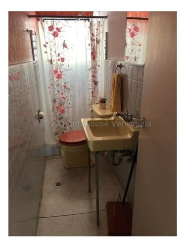 Imagen 6 de 15 de Casa En Venta Cumbres De Curumo 22-24516 Wolfgang Liaz 0414-132-24-22 0412-582-01-12