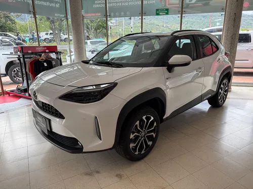 Toyota Yaris Cross 1.5 Hev Xs