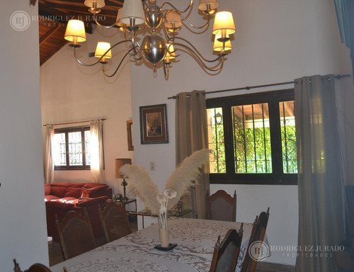 Imagen 10 de 12 de Casa Estilo Campo - Ingeniero Maschwitz- La Bota