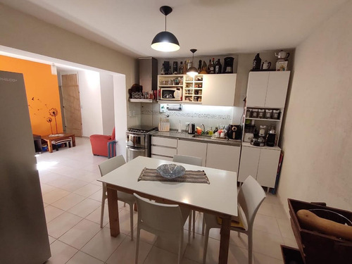 Imagen 5 de 14 de Ph En Venta, Asborno 295 (depto 1), Belén De Escobar