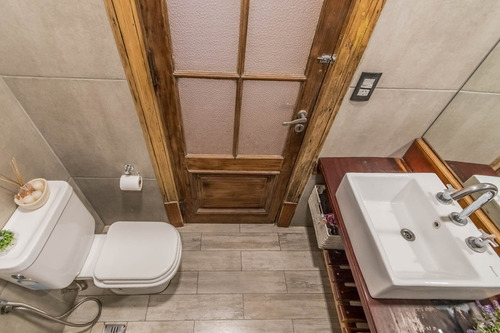 Ph En Venta En Almagro, Capital Federal, Buenos Aires. 3 Ambientes. Apto Credito. Bajas Expensas. Planta Baja