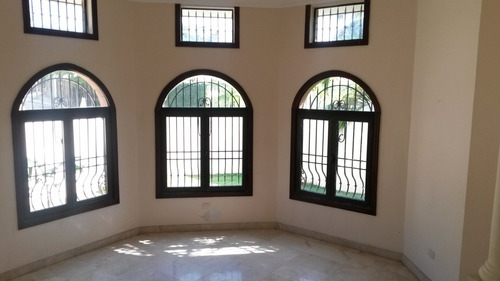 Casa 2 Niveles En Alameda - Res. Privado