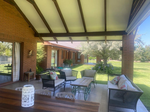 Se Vende Casa 5d 5b Piscina Quincho El Algarrobo De Batuco