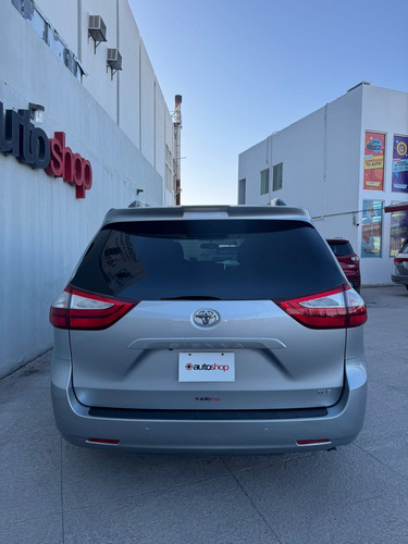 Toyota Sienna 3.5 Xle Piel At