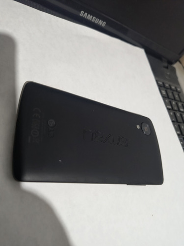LG Nexus 5 (con Detalle)
