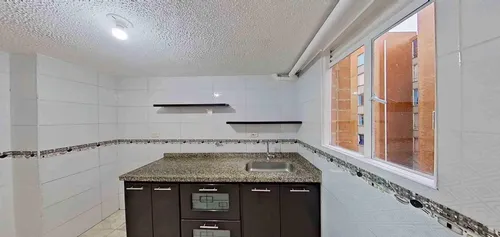 Apartamento Para Venta En Los Laureles (21231290381).