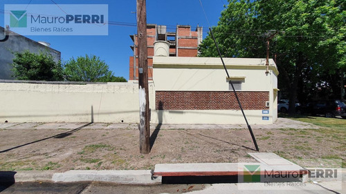 Imagen 2 de 17 de Casa - La Plata