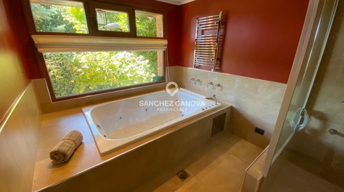 Imagen 10 de 27 de Casa Chalet En Venta Ubicado En Playa Serena, Bariloche, Patagonia