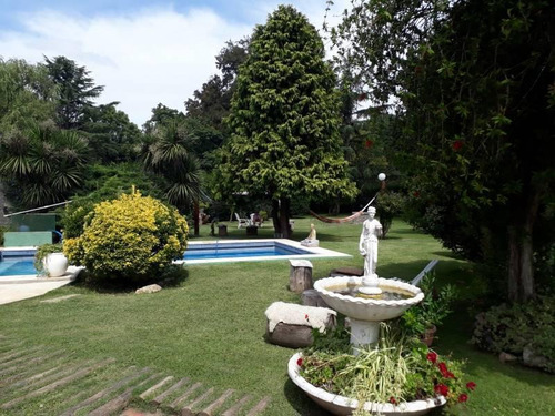 Imagen 5 de 19 de Venta Chalet En 2 Plantas Con Excelente Ubicación - Moreno Norte